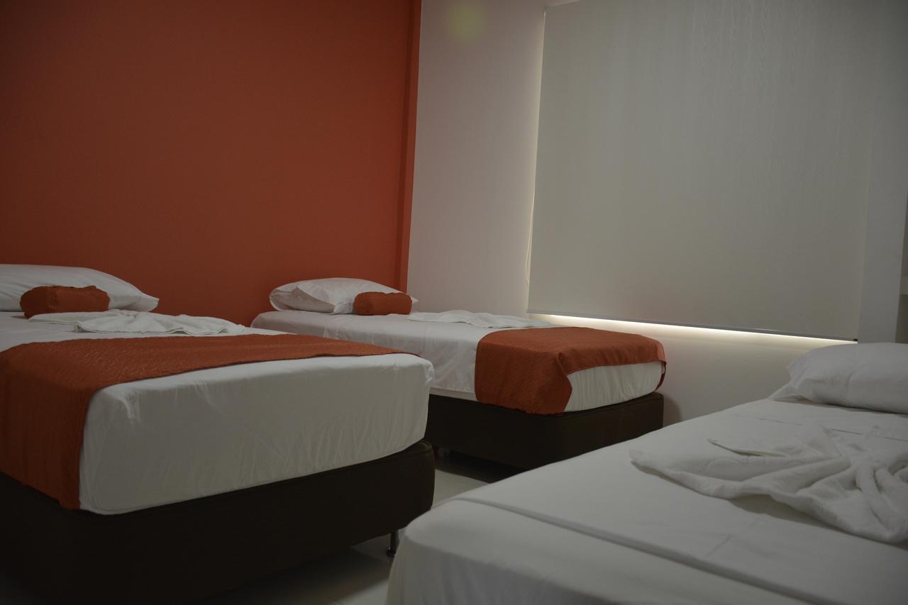 Hotel Confort Ariari Granada  Bilik gambar