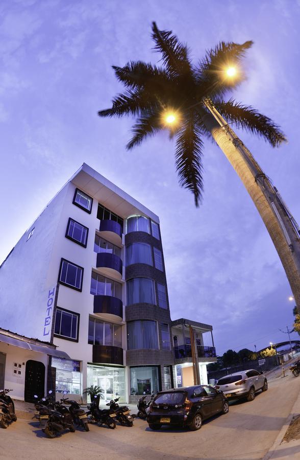 Hotel Confort Ariari Granada  Luaran gambar
